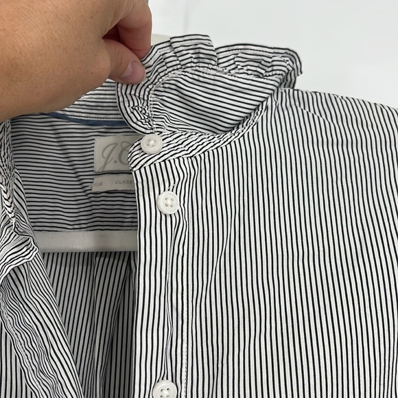 J.Crew Classic Fit Ruffle Collar Button Down Shirt Striped Navy White Preppy 8 - Picture 6 of 11